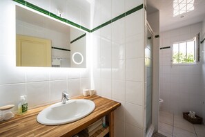 Haartrockner, Handtücher