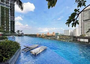 Premier Suite, 1 Bedroom, Club lounge access, City View