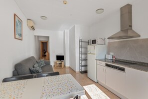 TV - Pleasant Apartment in Malgrat de Mar (Malgrat de Mar)