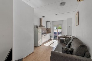 TV - Pleasant Apartment in Malgrat de Mar (Malgrat de Mar)