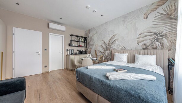 Unclassified image, 1 of 16, button - Casa Solara - Bright & Stylish Studio by Nyugati with, AC in beautiful Budapest (Budapest)