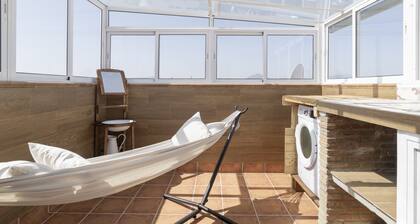 Apartment 'Las Niñas' with Private Terrace, Wi-Fi and Air Conditioning