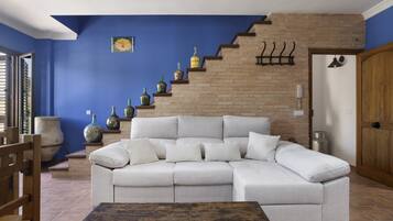 Télévision, cheminée