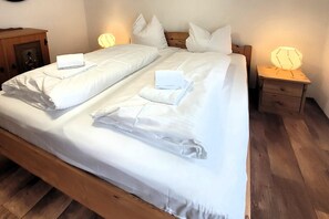 公寓 | 2 間睡房、床單