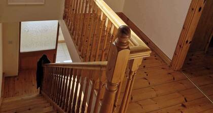 Cosy Cahirciveen Villa - Stunning Views