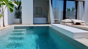 10 outdoor pools, open 8:00 AM to midnight, pool umbrellas, sun loungers - EBLI'7. HOTEL BOUTIQUE (Orihuela)