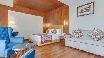 Royal Suite, Balcony, Mountain View | Bathroom | Separate bathtub and shower, free toiletries, hair dryer, slippers