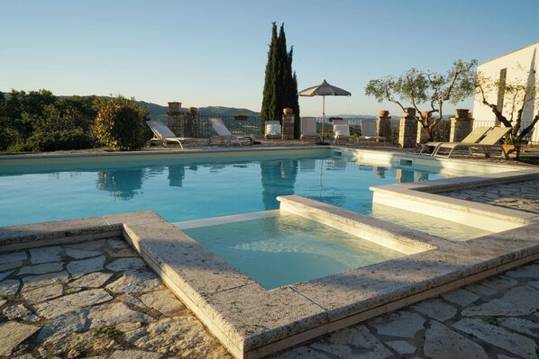 Udendørs pool
