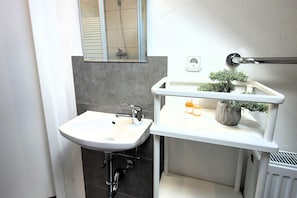 อพาร์ทเมนท์ | ห้องน้ำ | ผ้าเช็ดตัว