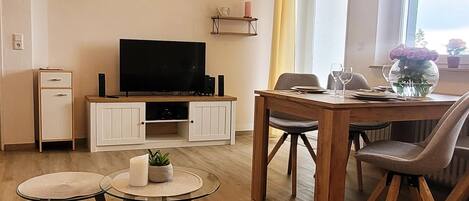 Apartment | Living room