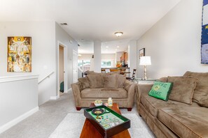 TV, fireplace, offices