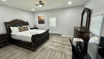 2 室のベッドルーム、WiFi (無料)、ベッドシーツ