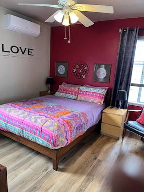 Iron/ironing board, travel crib, free WiFi, bed sheets