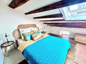 1 bedroom, iron/ironing board, free WiFi, bed sheets