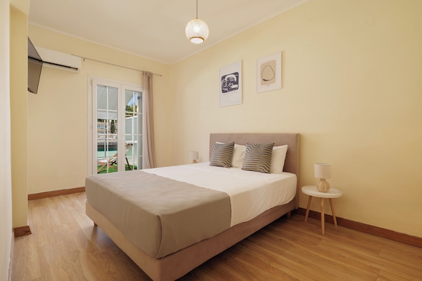 Appartamento, vista città | Ferro/asse da stiro, Wi-Fi gratuito