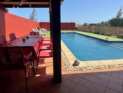 Rustic Villa with Private Pool near Ocean, Hiking & Cycling Trails – Sleeps 9