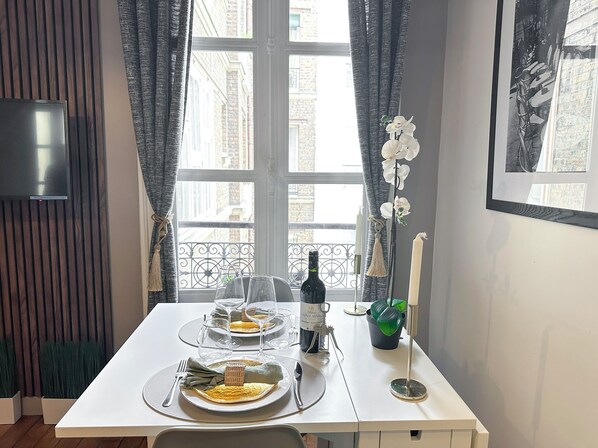 Standard Apartment, Courtyard View | Living area | 80-cm Smart TV with digital channels