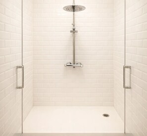 Appartement Standard, vue sur la cour intérieure | Salle de bain