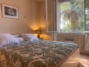 2 Schlafzimmer, Bügeleisen/Bügelbrett, WLAN