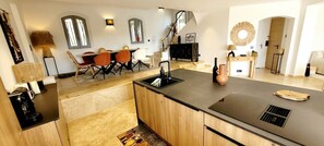 Kühlschrank, Mikrowelle, Geschirrspüler