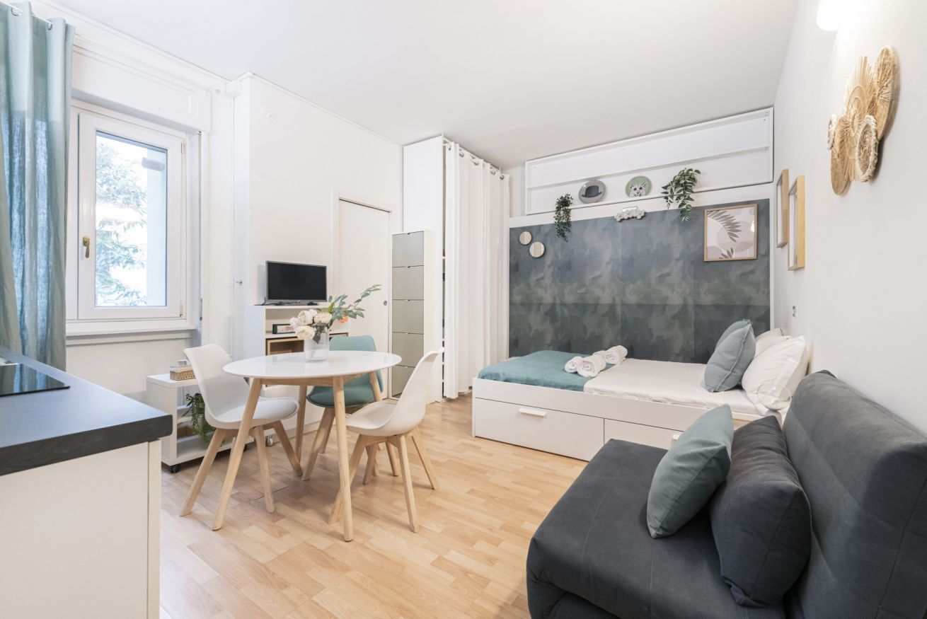 1 Schlafzimmer, Schreibtisch