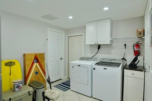 Interior - The Little Beach House (Fort Myers Beach)