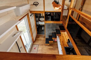 Oven, stovetop, dishwasher - The Rolling Tiny - C232 Peregrine falcon (Groß Kordshagen)