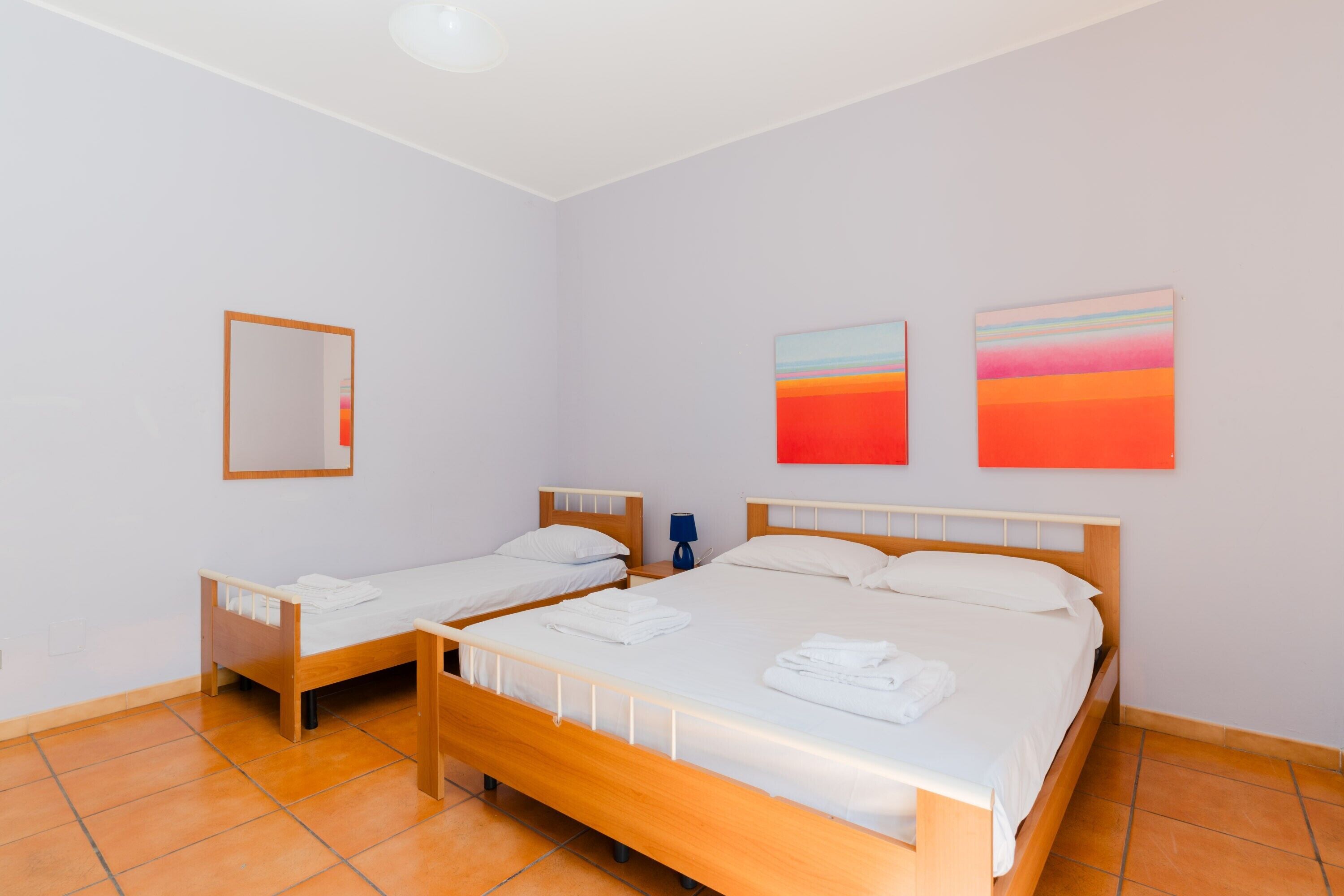 2 bedrooms