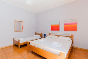 2 bedrooms