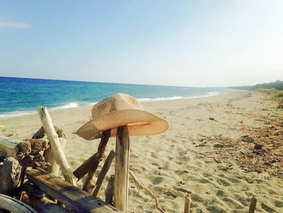 À 200m de la plage ! T2 + mezzanine | Vue mer