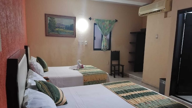 Double Room | WiFi (free) - Merida D3 (Veracruz)