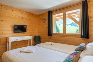 2 sovrum, strykjärn/strykbräda, resesäng och gratis wi-fi