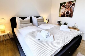 Apartment | 1 bedroom, bed sheets - Apartment in Winterberg Near Ski Lift & Sauna (Winterberg)