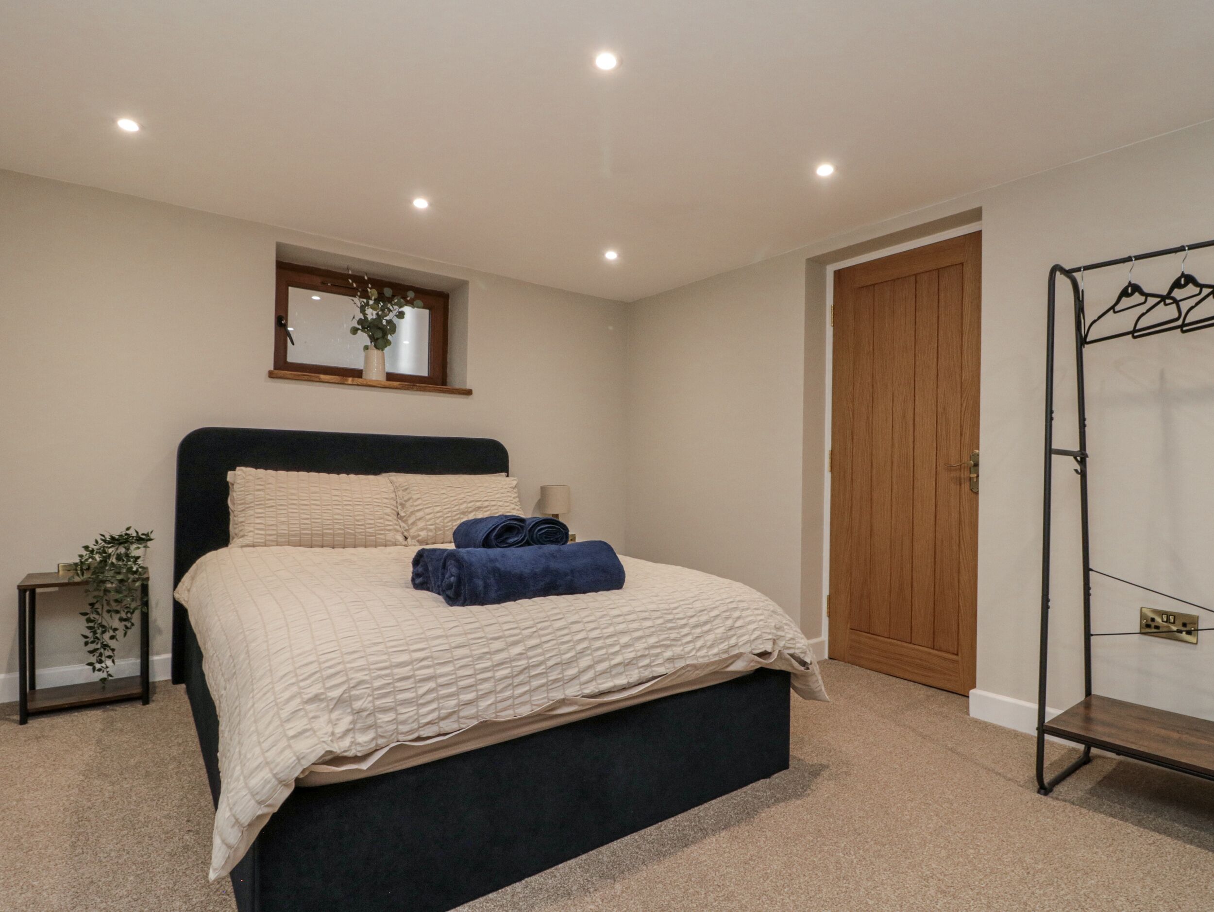 1 phòng ngủ, trang trí khác biệt 