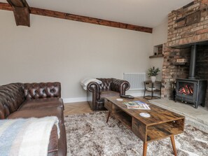 Living area - Betsy's Burrow (Bridlington)