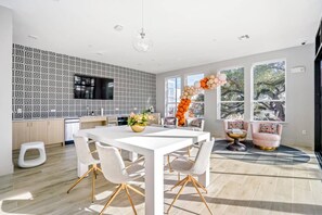 Interior - This inviting living space is the perfect spot to relax and unwind (Houston)