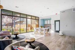 Dining - This inviting living space is the perfect spot to relax and unwind (Houston)