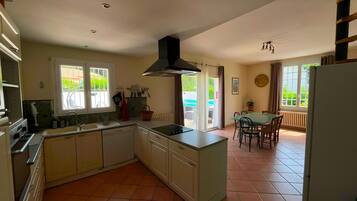 House | Private kitchen | High chair