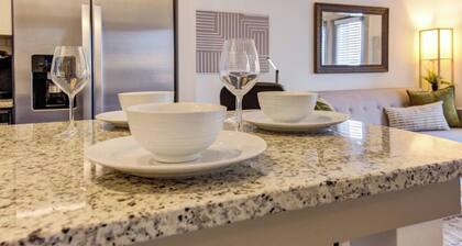 This apartment is a 1 bedroom(s), 1 bathrooms, located in Houston, TX.