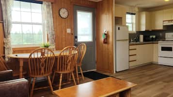 Microwave, oven, stovetop, coffee/tea maker