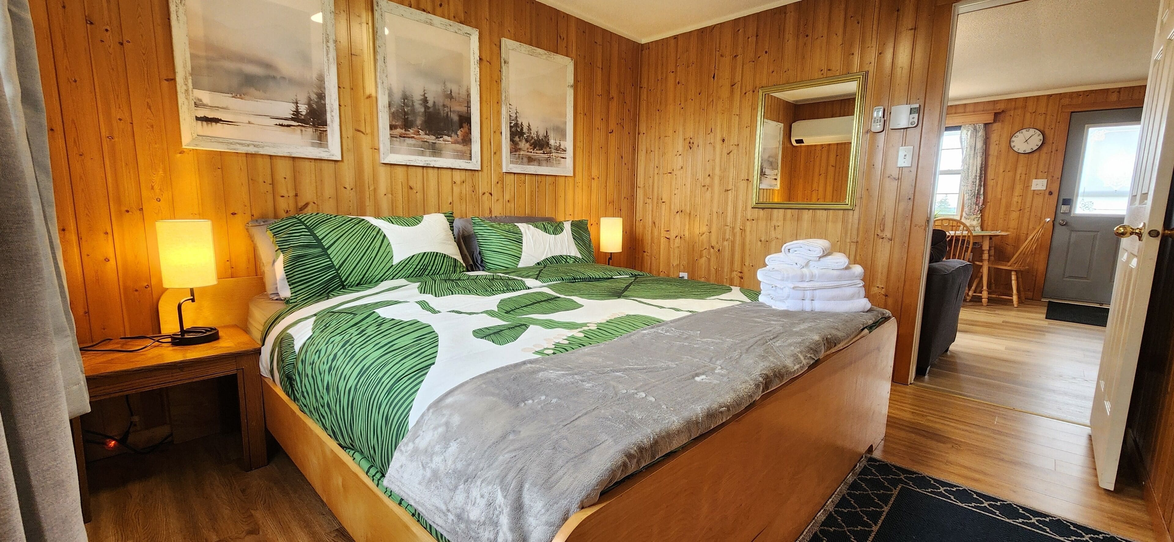 2 bedrooms, WiFi, bed sheets