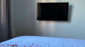 1 bedroom, iron/ironing board, WiFi, bed sheets
