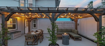 ⛱️Golf Cart Available | Pet Friendly | Awesome Outdoor Space | Smyrna Sol⛱️