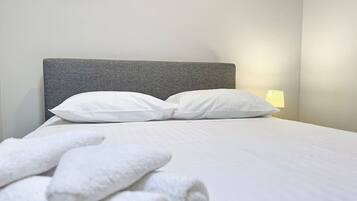 2 bedrooms, iron/ironing board, WiFi, bed sheets