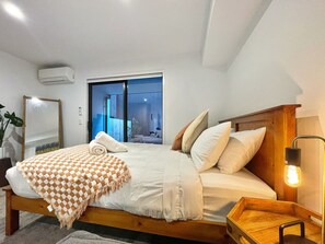 1 habitación, tabla de planchar con plancha, wifi y ropa de cama 
