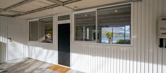 Luxury Lakeside Landing