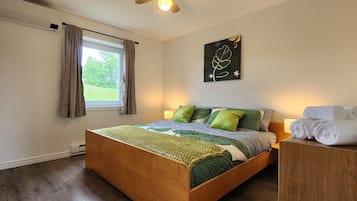 2 bedrooms, free WiFi, bed sheets