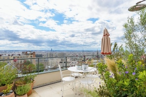 شرفة/رواق