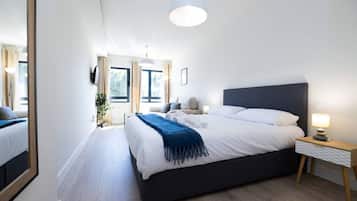 2 chambres, bureau, Wi-Fi gratuit, draps fournis