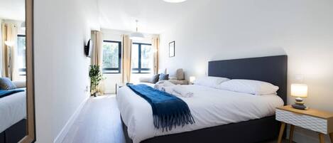 2 habitaciones, escritorio, wifi gratis y ropa de cama